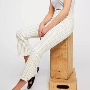 EUC..Womens Citizen of Humanity Drew Fray Highrise crop flare jeans